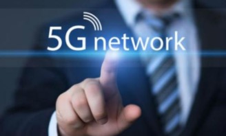 微软Office 365深度集成AI 每日播报揭示人工智能应用软件开发新趋势